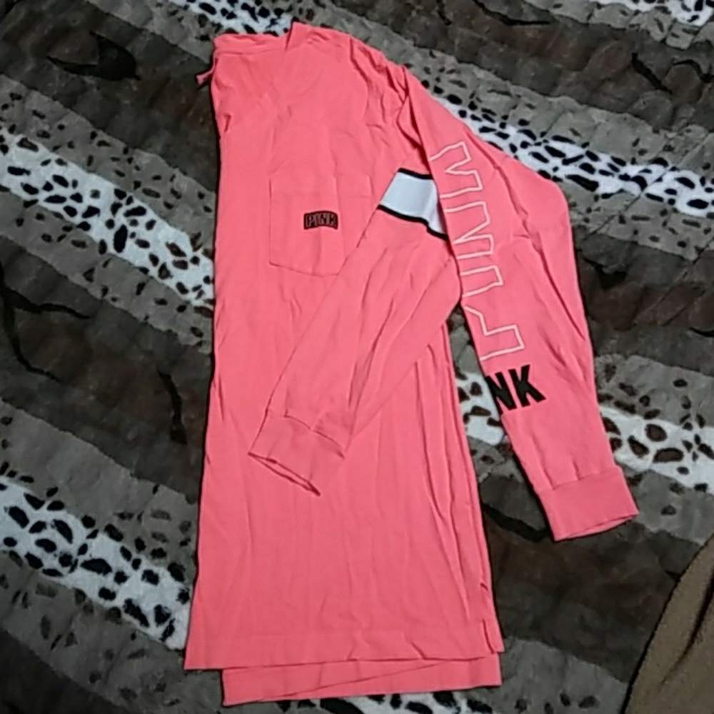 VS Pink Long sleeve top